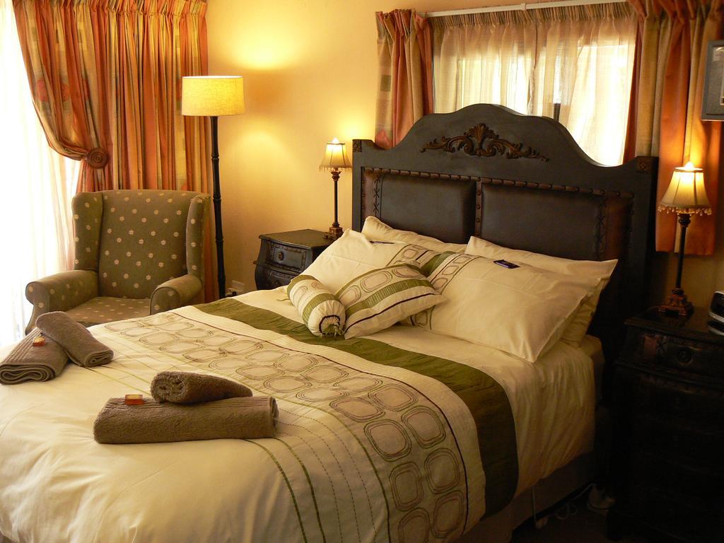 Waterfront Guest House Carolina ภายนอก รูปภาพ