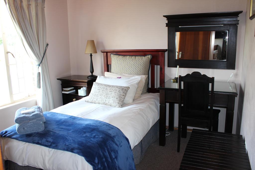 Waterfront Guest House Carolina ภายนอก รูปภาพ