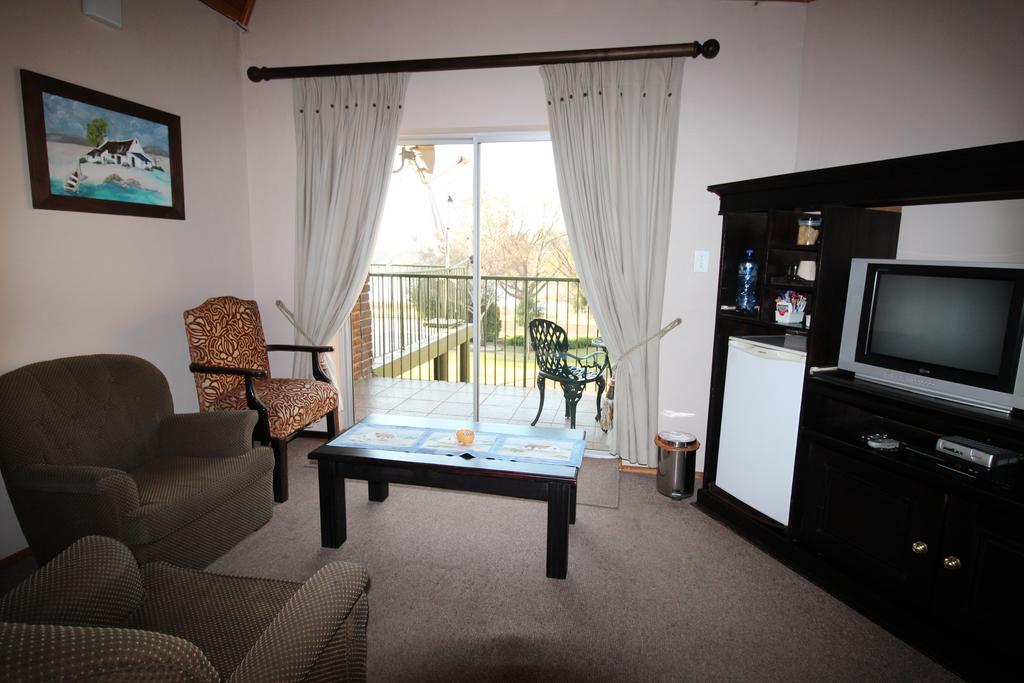 Waterfront Guest House Carolina ภายนอก รูปภาพ